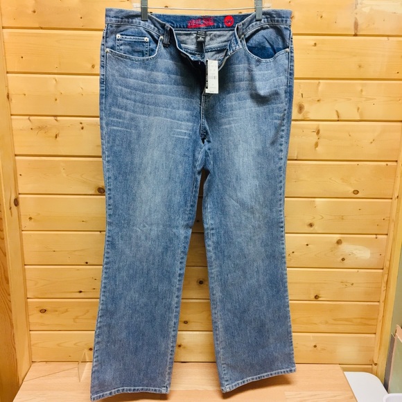 Stretch Blue Jeans - Picture 3 of 7